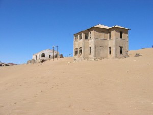KOLMANSKOP (Namibia) : Dikubur dalam Pasir
