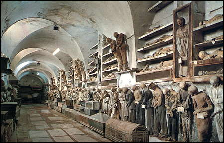 Museum Mayat Catacombs Capuchin